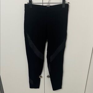 Black Leggings with faux leather Detail